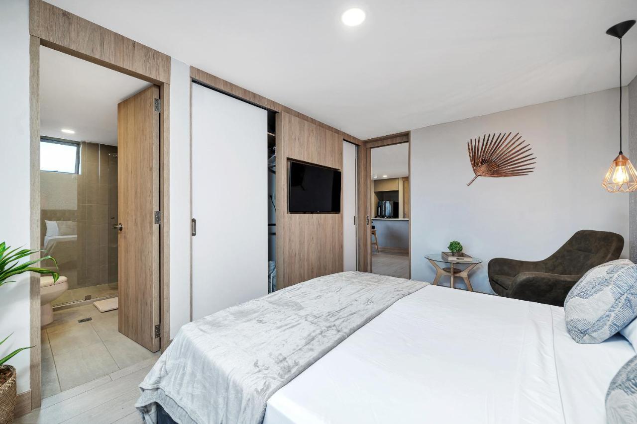 Apartahotel Aptos Alcazar Oviedo By Housy Host *